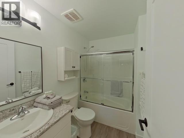 A, B, C-6848 COURTENAY STREET, Powell River