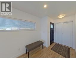 A, B, C-6848 Courtenay Street, Powell River, BC V8A1X2 Photo 24