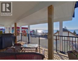 A, B, C-6848 Courtenay Street, Powell River, BC V8A1X2 Photo 38