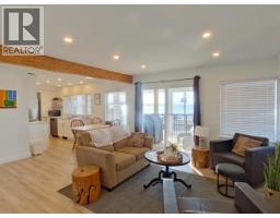 A, B, C-6848 Courtenay Street, Powell River, BC V8A1X2 Photo 40