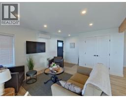 A, B, C-6848 Courtenay Street, Powell River, BC V8A1X2 Photo 42