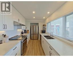 A, B, C-6848 Courtenay Street, Powell River, BC V8A1X2 Photo 46