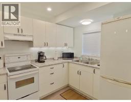 A, B, C-6848 Courtenay Street, Powell River, BC V8A1X2 Photo 52