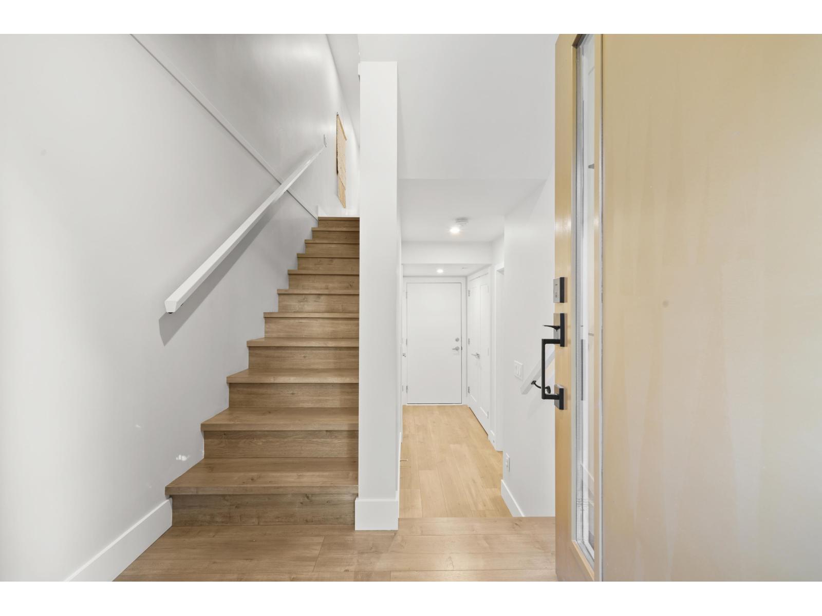 26 45500 CAMPUS DRIVE, Garrison Crossing, Chilliwack