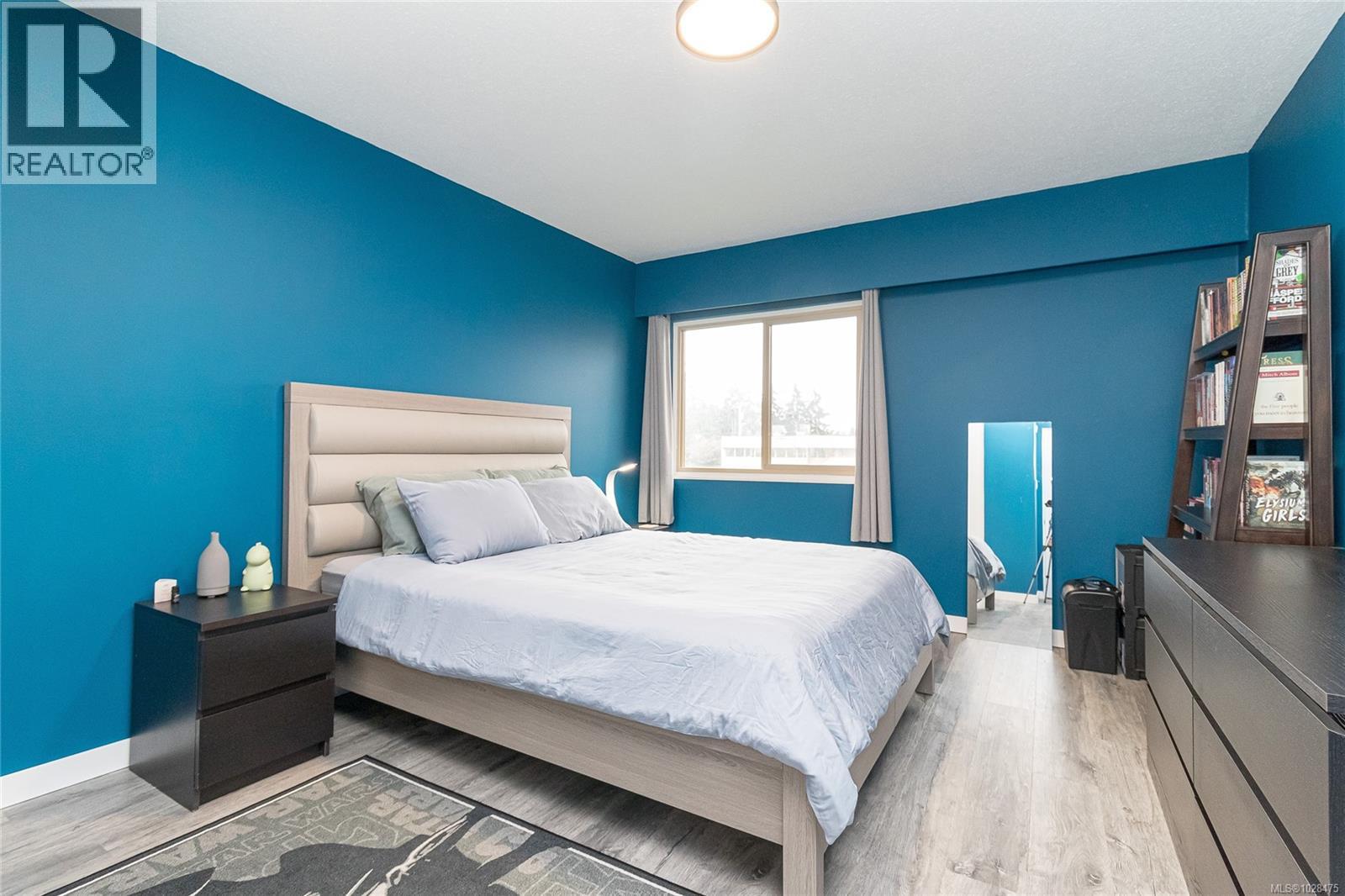 #208 1680 Poplar Ave - 10