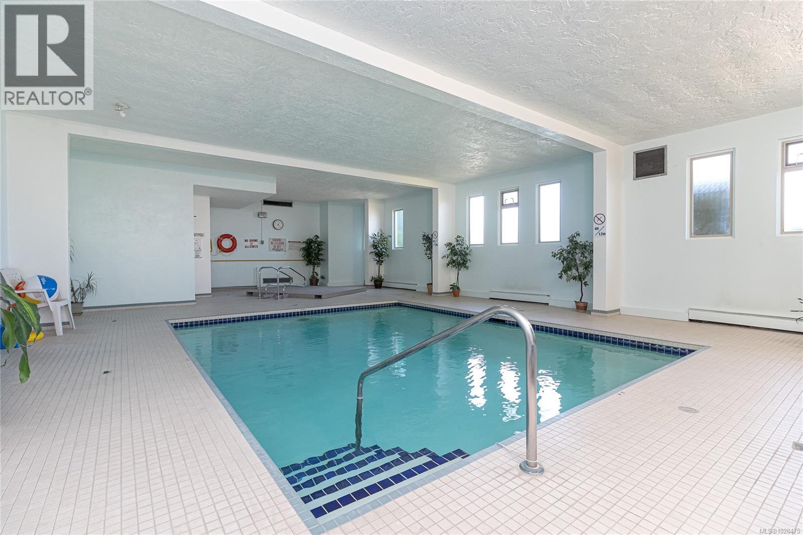 #208 1680 Poplar Ave - 17