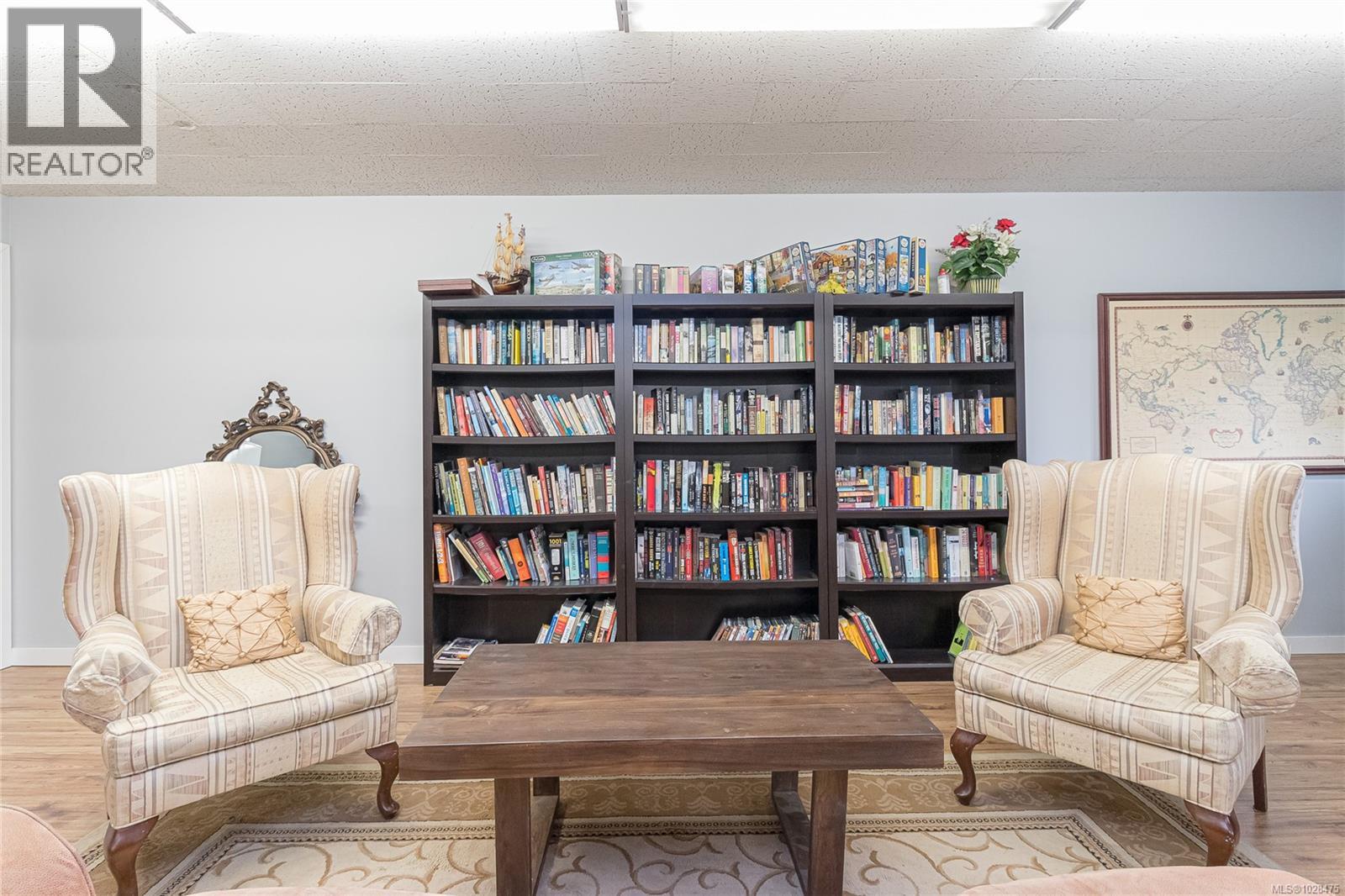 #208 1680 Poplar Ave - 23