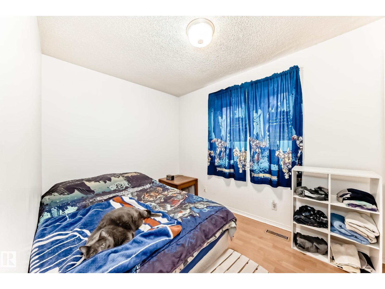 15515 92A AV NW, Edmonton