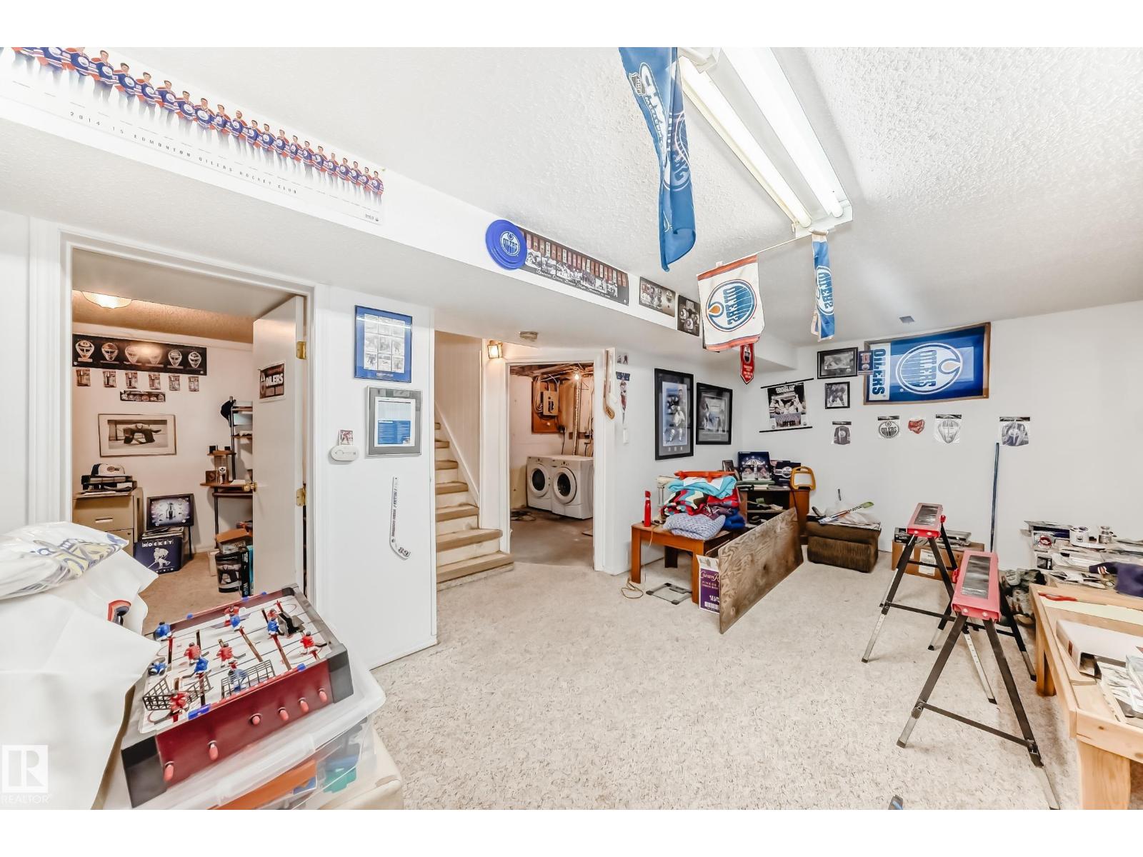 15515 92A AV NW, Edmonton