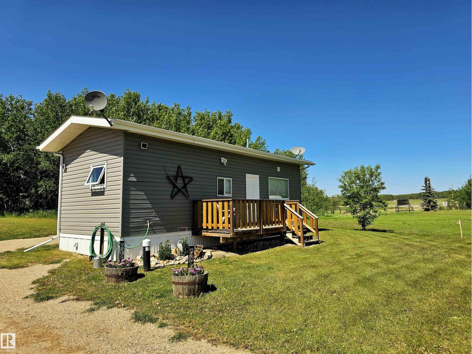 106 57730 RANGE ROAD 30 - 5
