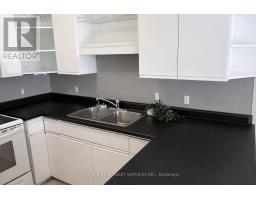 1593 Murphy Road, Sarnia, ON N7S2Z4 Photo 6