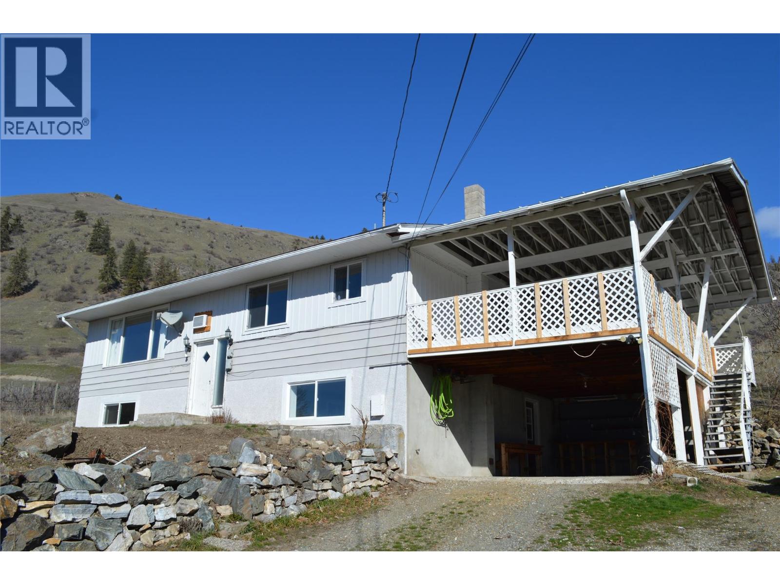 6805 Reservoir Road, Grand Forks