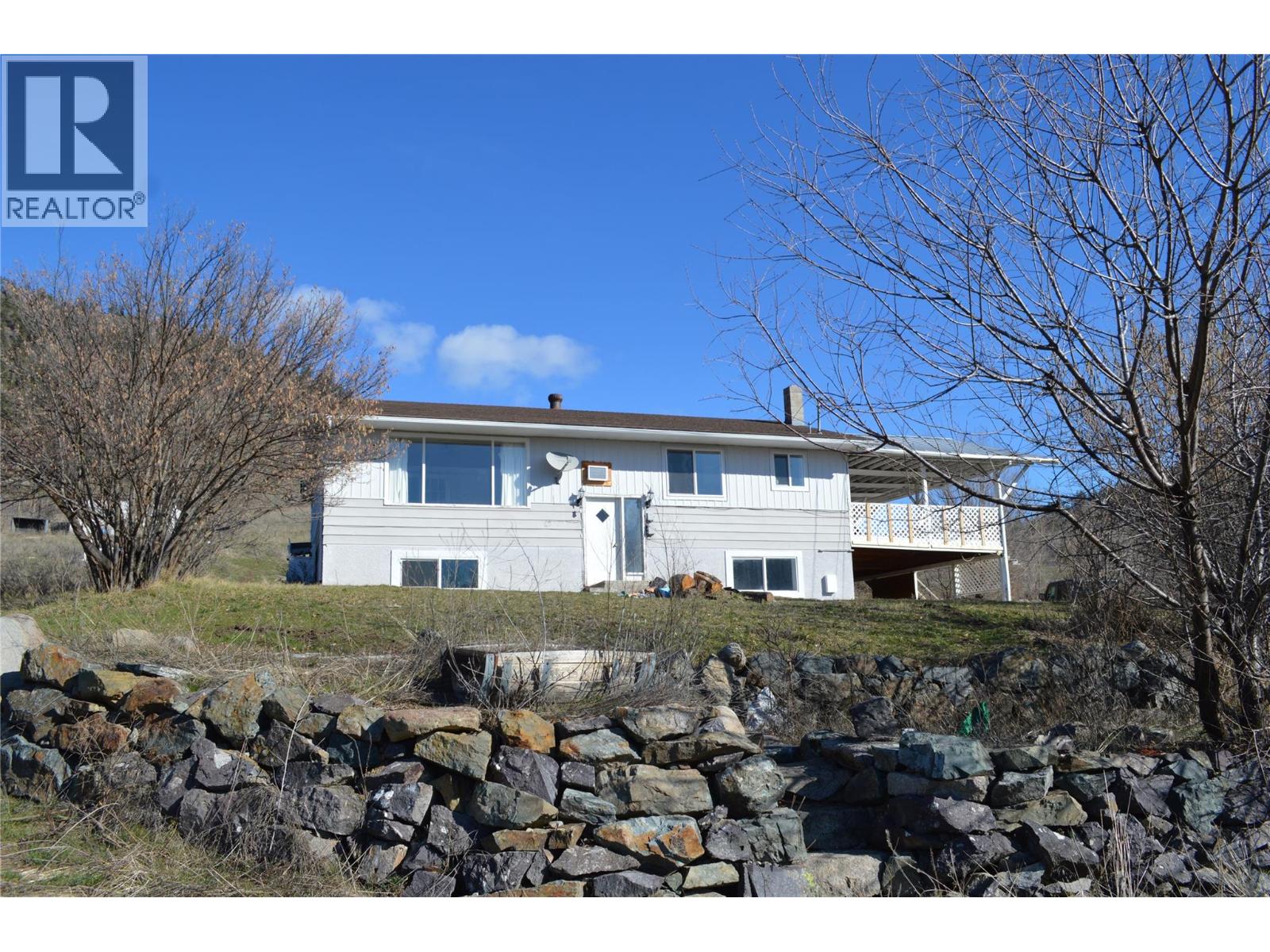 6805 Reservoir Road, Grand Forks