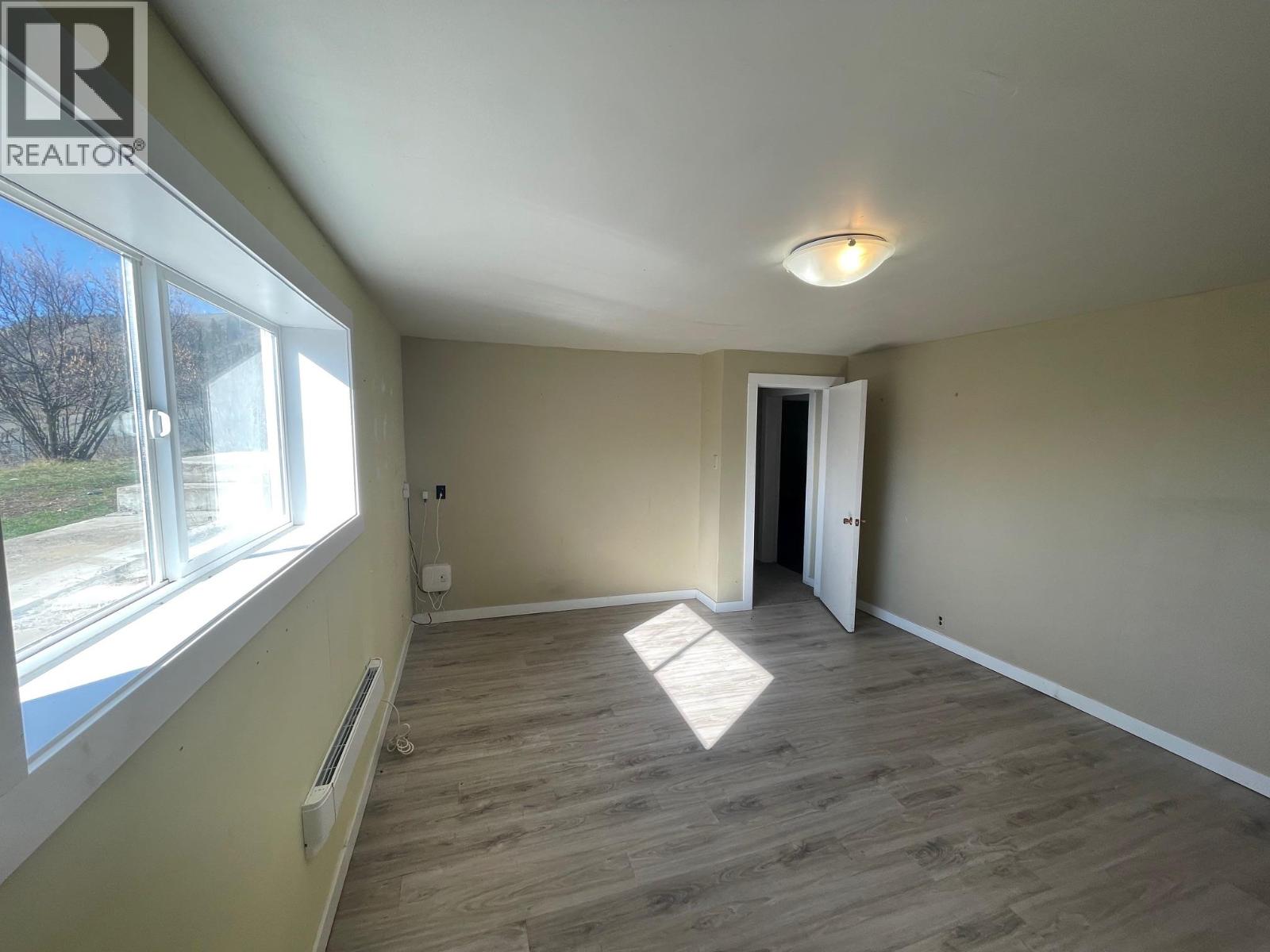 6805 Reservoir Road, Grand Forks