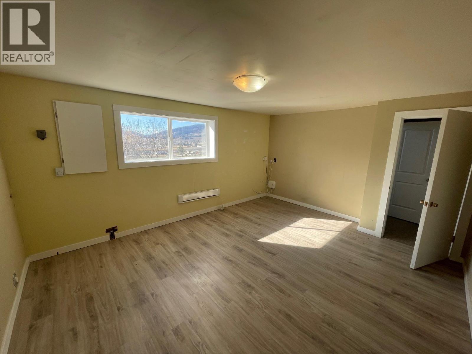 6805 Reservoir Road, Grand Forks