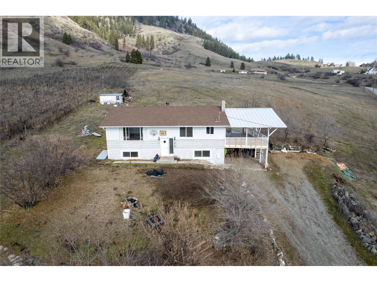 6805 Reservoir Road, Grand Forks