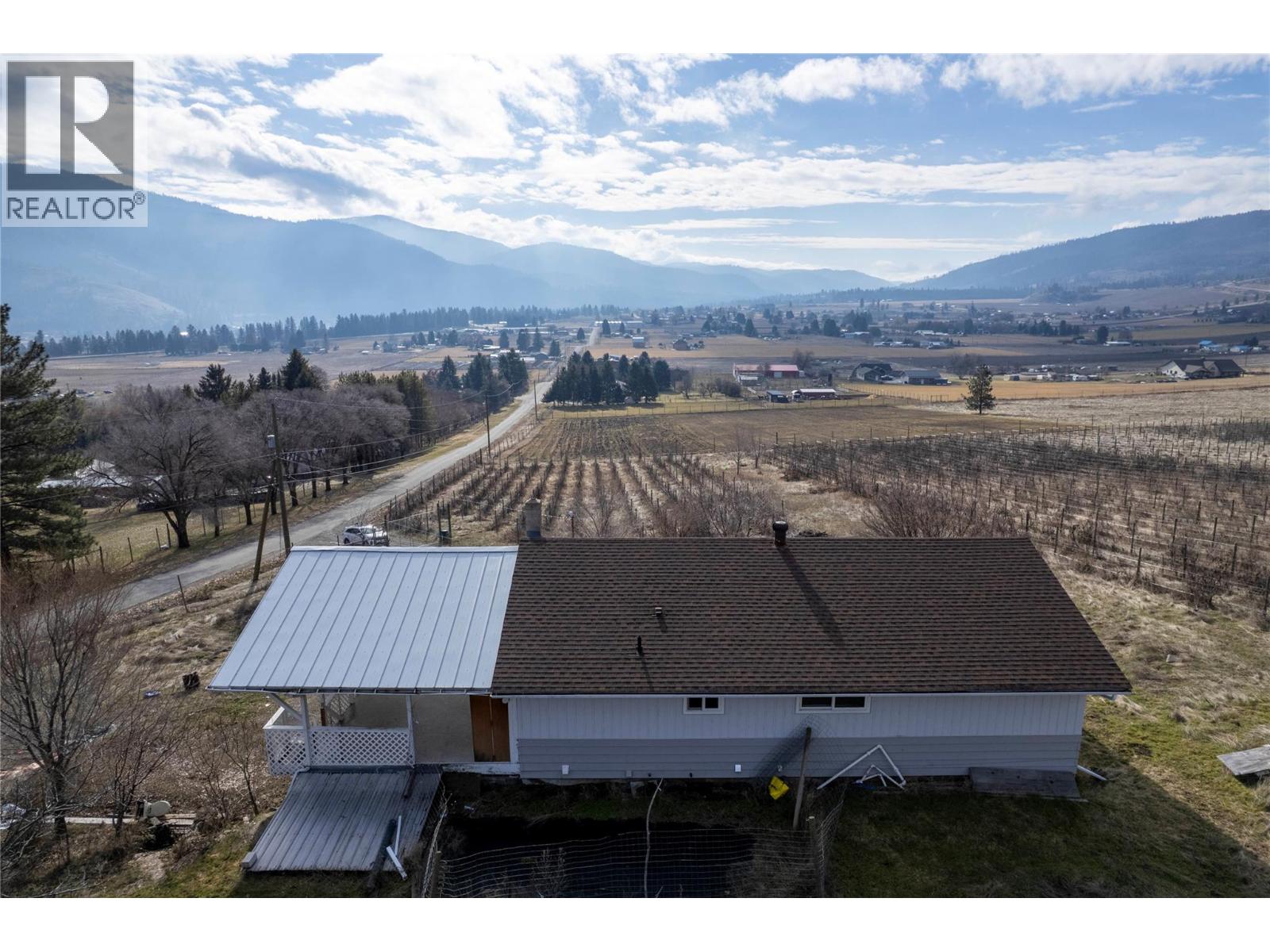 6805 Reservoir Road, Grand Forks