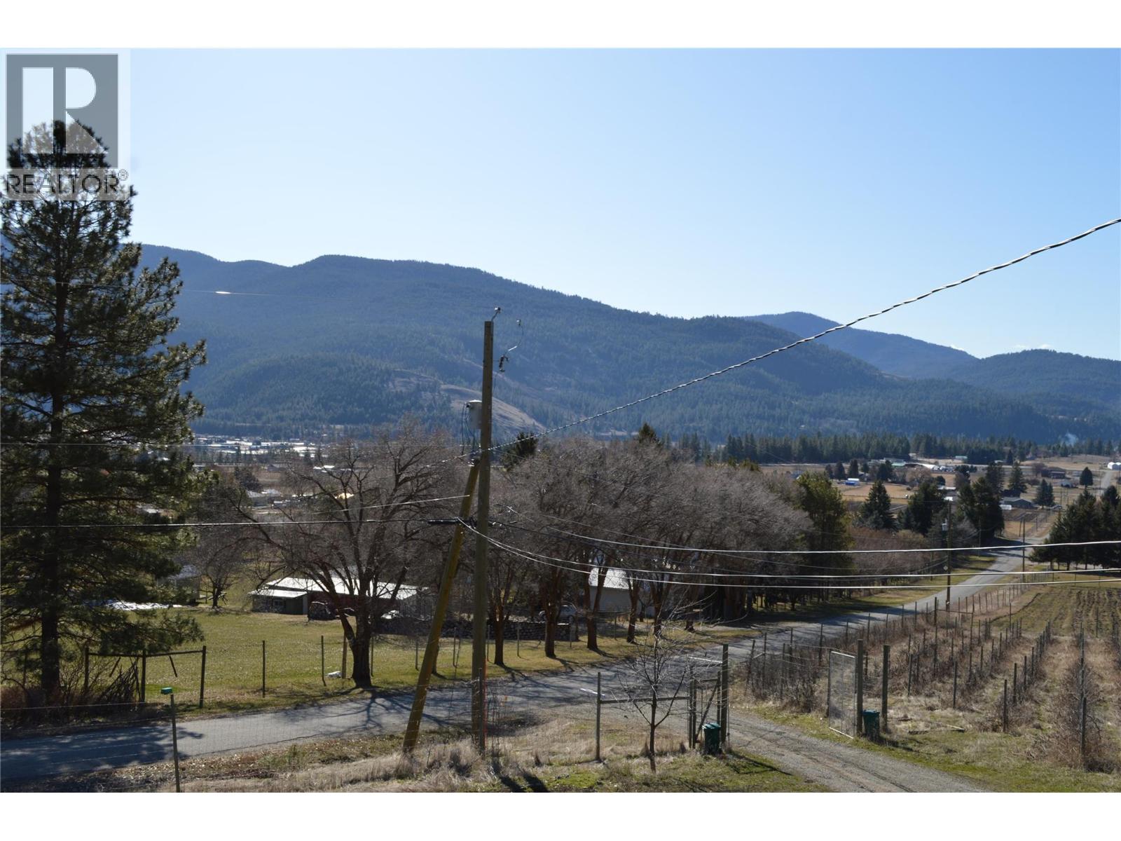 6805 Reservoir Road, Grand Forks