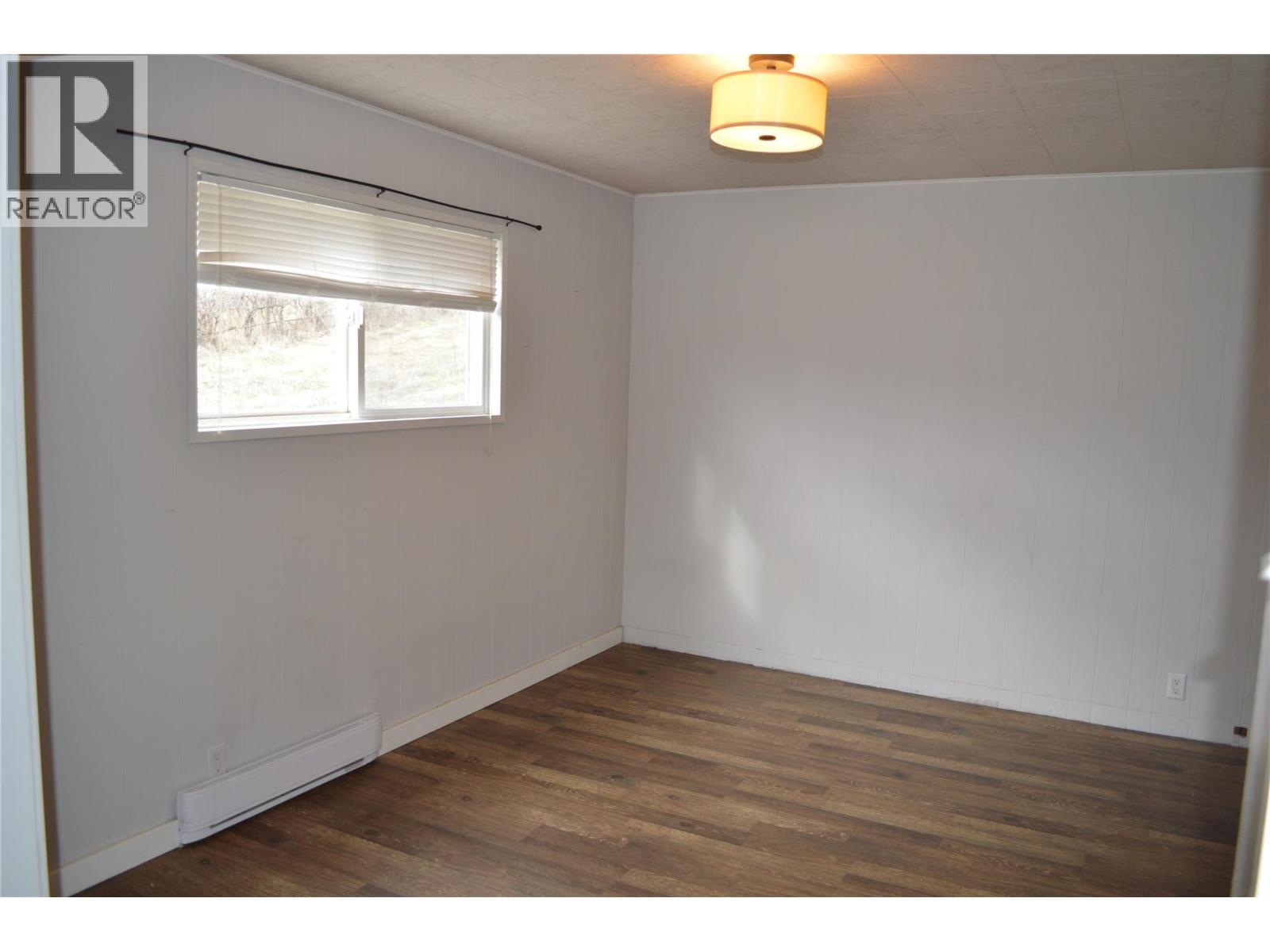 6805 Reservoir Road, Grand Forks