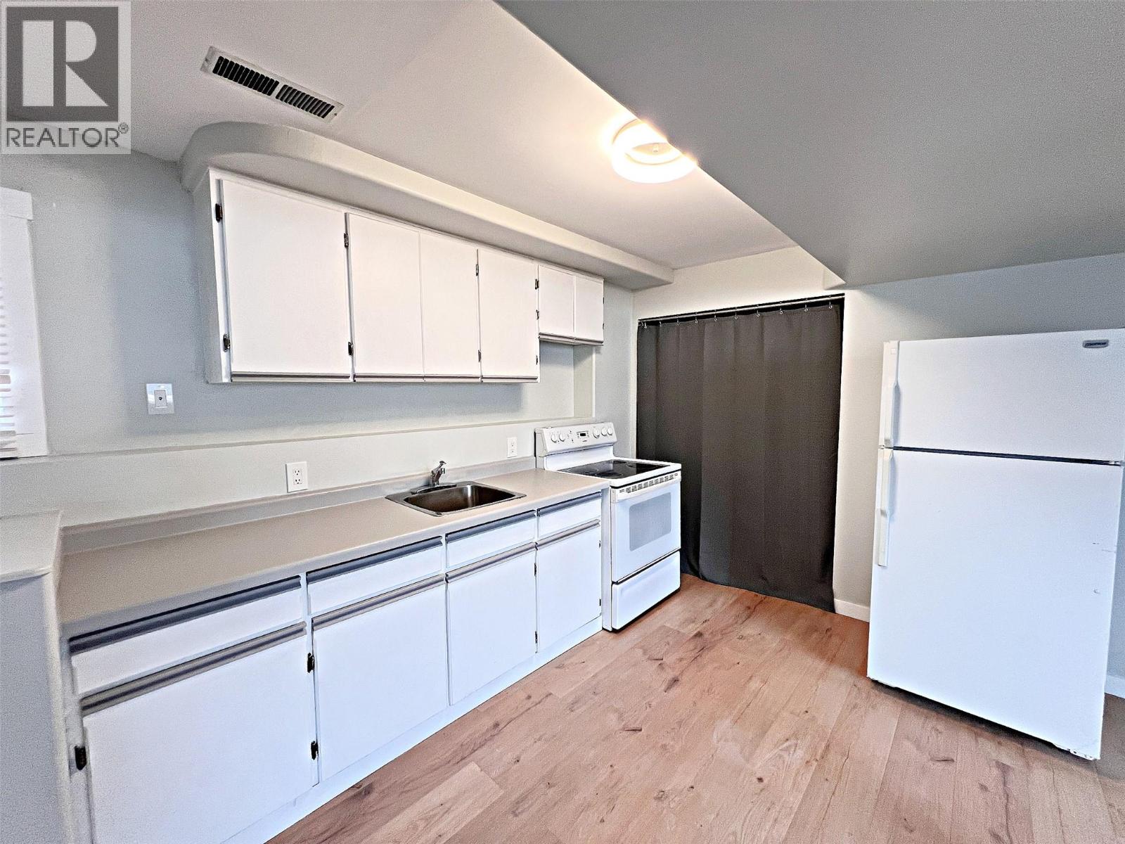 4809 Princeton Avenue, Peachland