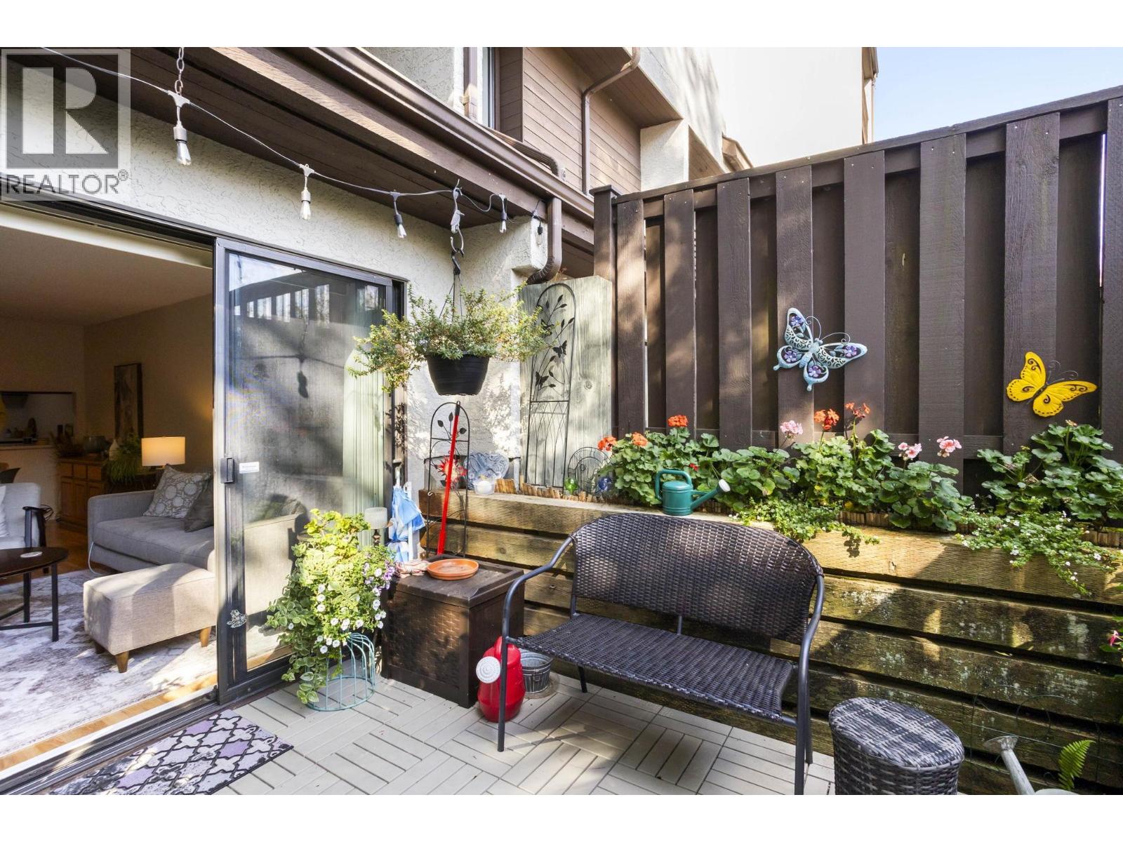 6 340 GINGER DRIVE, New Westminster