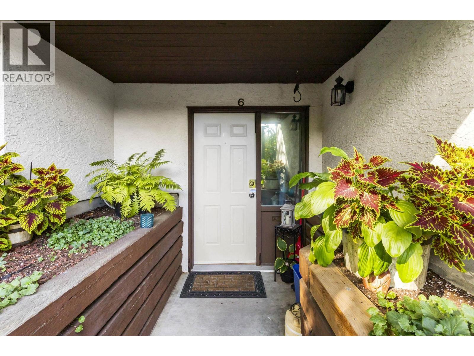 6 340 GINGER DRIVE, New Westminster