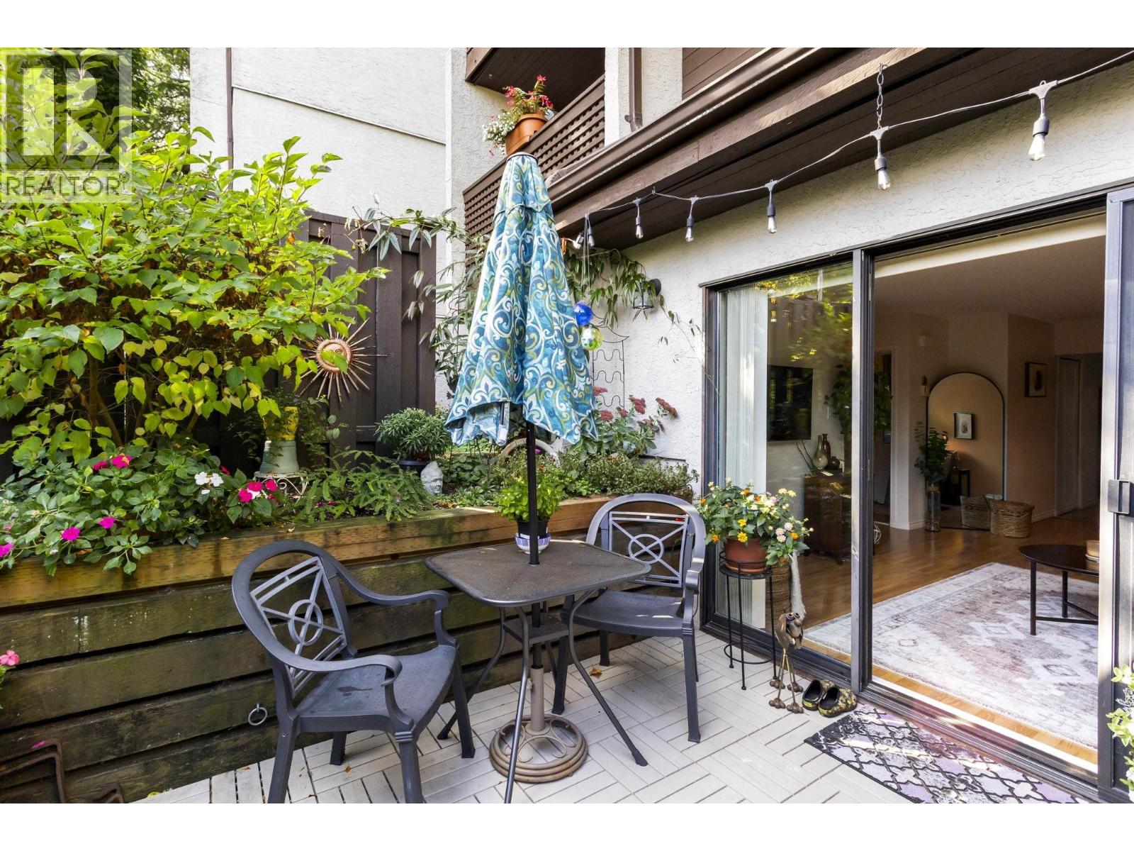 6 340 GINGER DRIVE, New Westminster