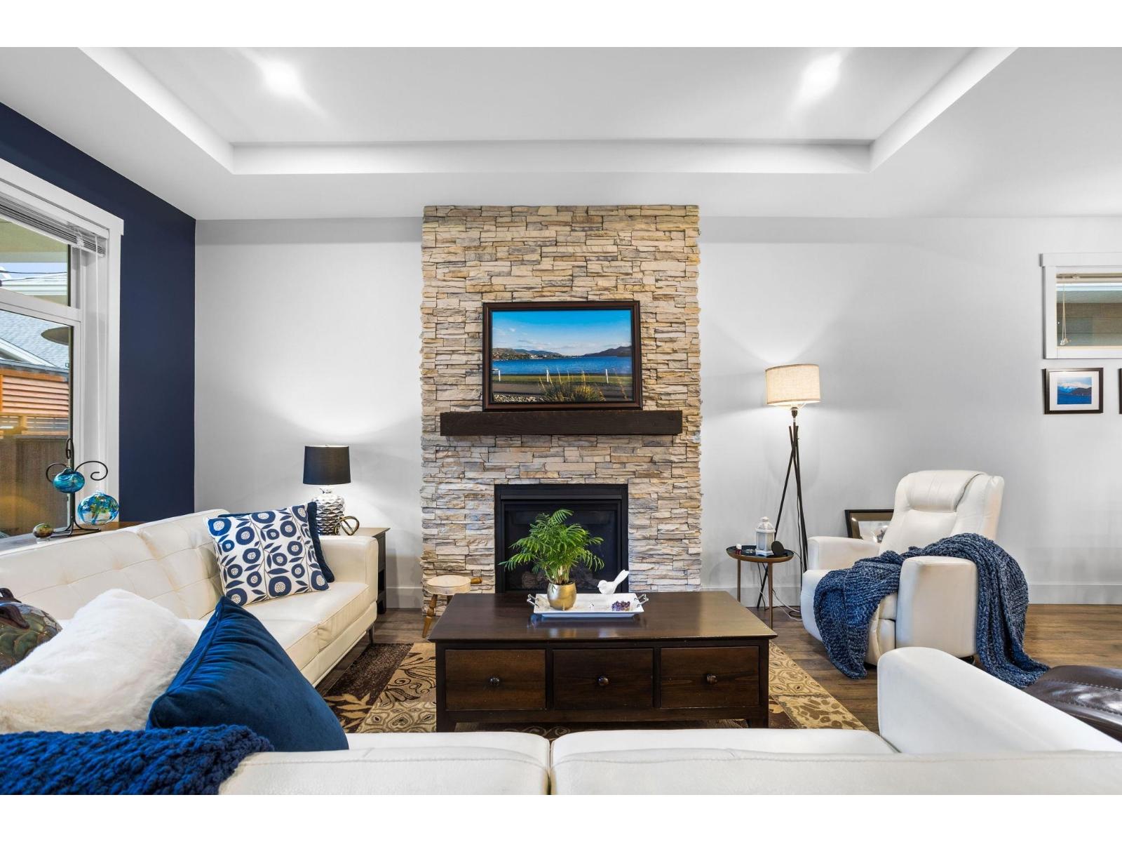 34 628 MCCOMBS DRIVE, Harrison Hot Springs, Harrison Hot Springs