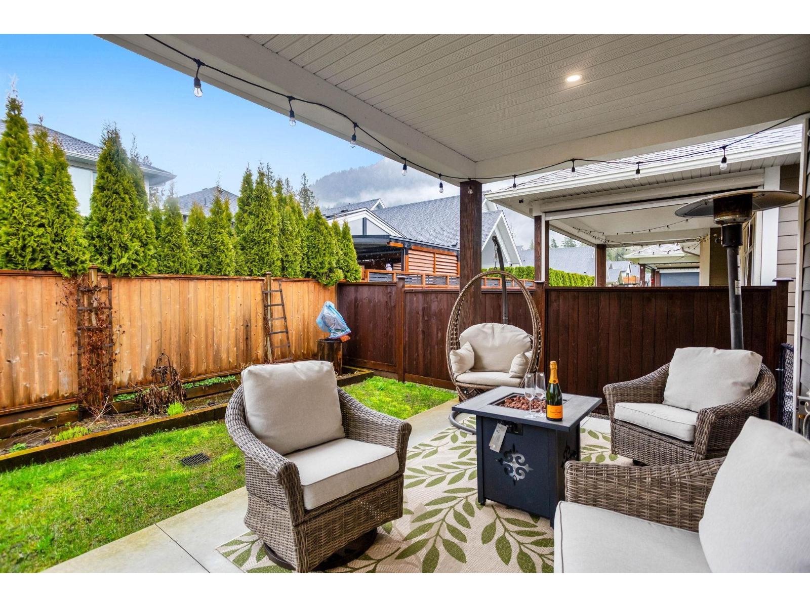 34 628 MCCOMBS DRIVE, Harrison Hot Springs, Harrison Hot Springs