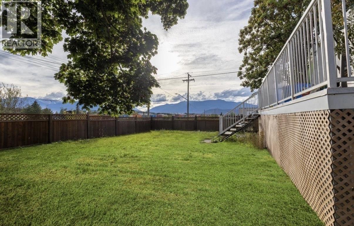 4427 GREIG Avenue, Terrace