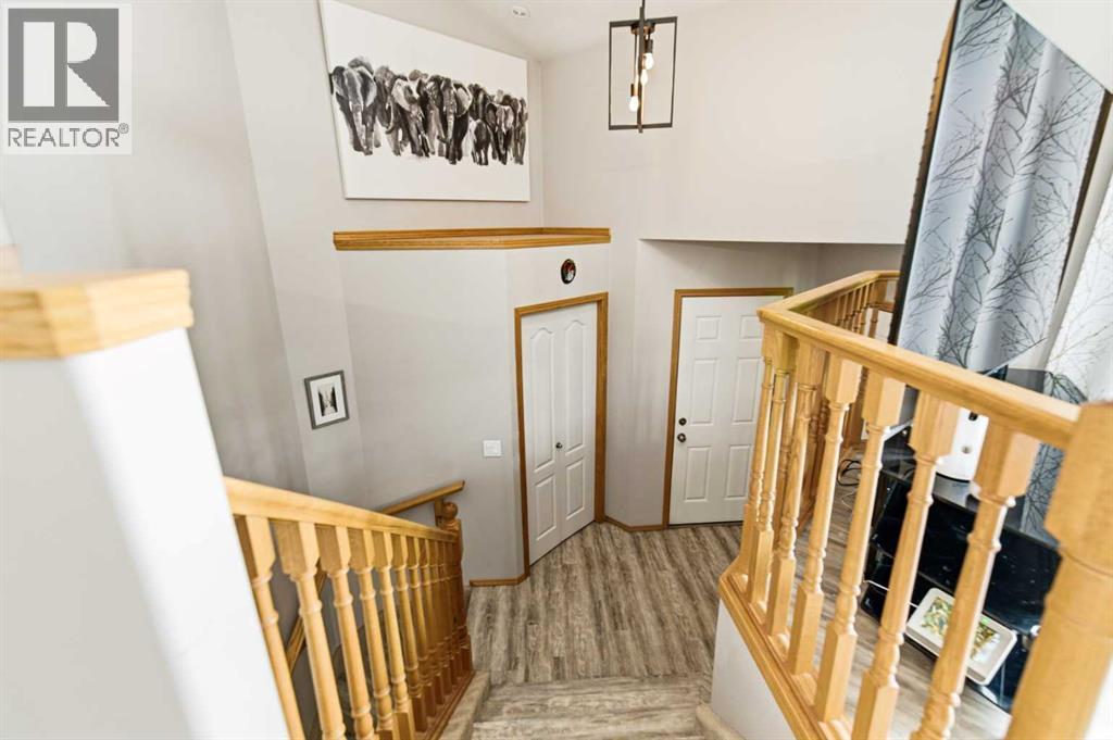 22 Mcdougall Close, Penhold