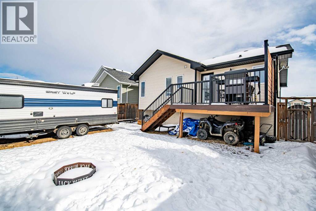 22 Mcdougall Close, Penhold