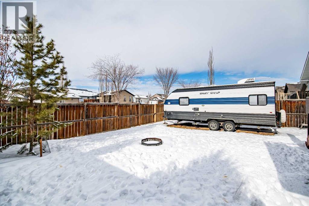 22 Mcdougall Close, Penhold