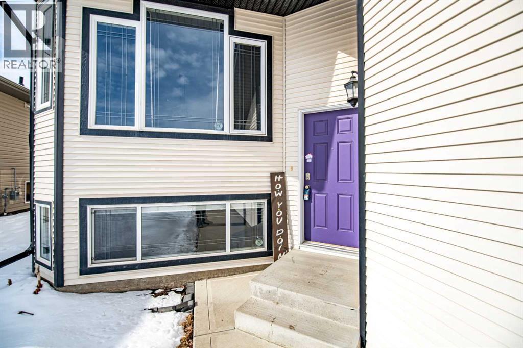 22 Mcdougall Close, Penhold