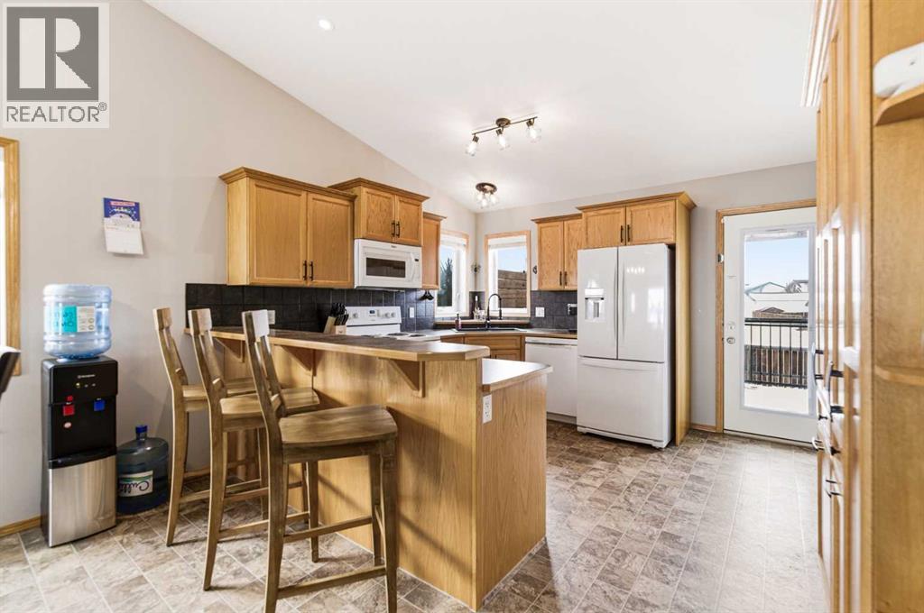 22 Mcdougall Close, Penhold