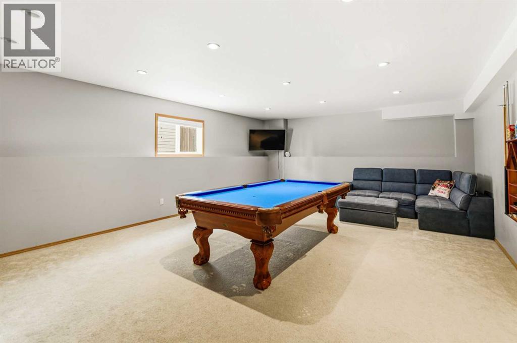 22 Mcdougall Close, Penhold