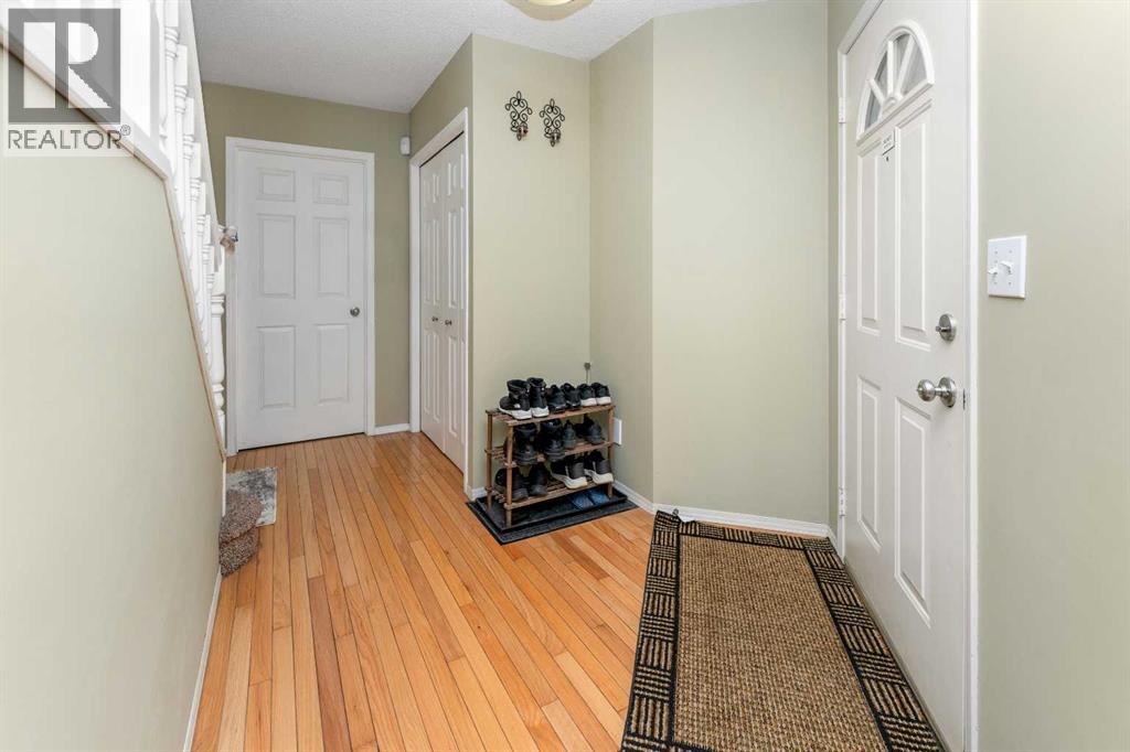 Single Family House for Sale in  Hawkmount Green NW Hawkwood Calgary 