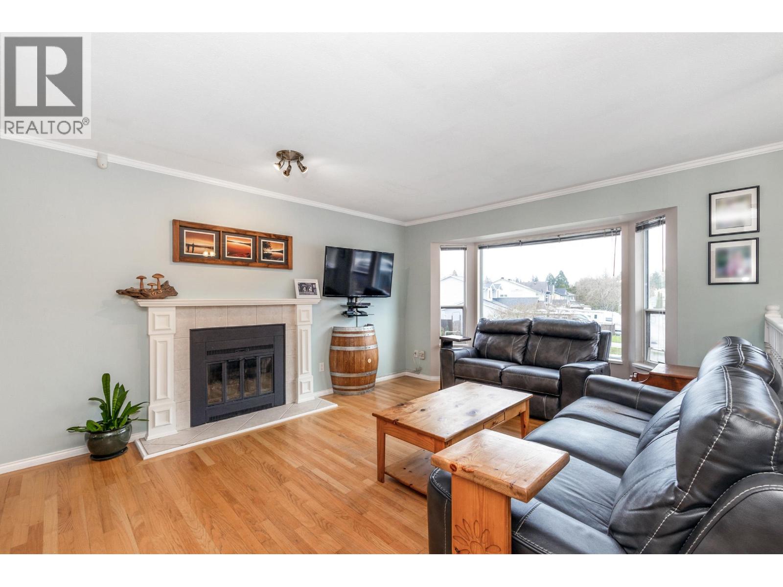 23389 WHIPPOORWILL Avenue - photo 2