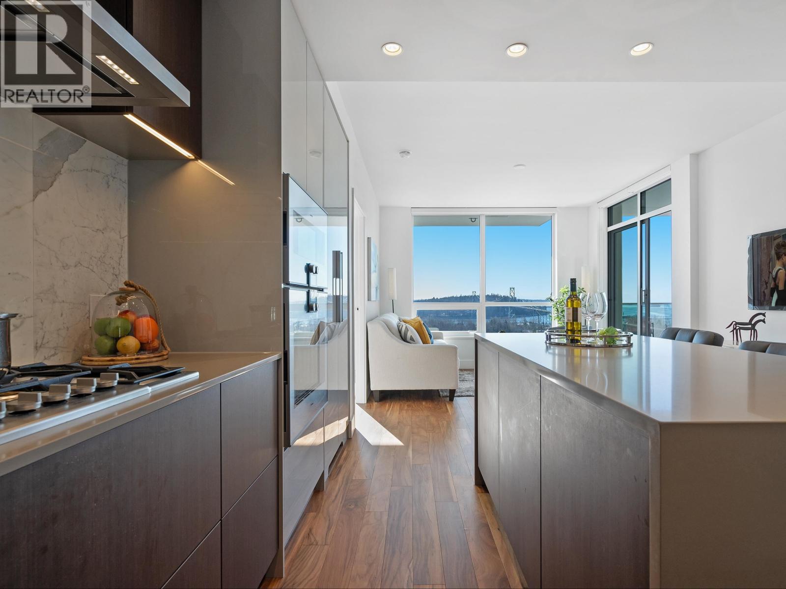 2004 1632 LIONS GATE LANE, North Vancouver