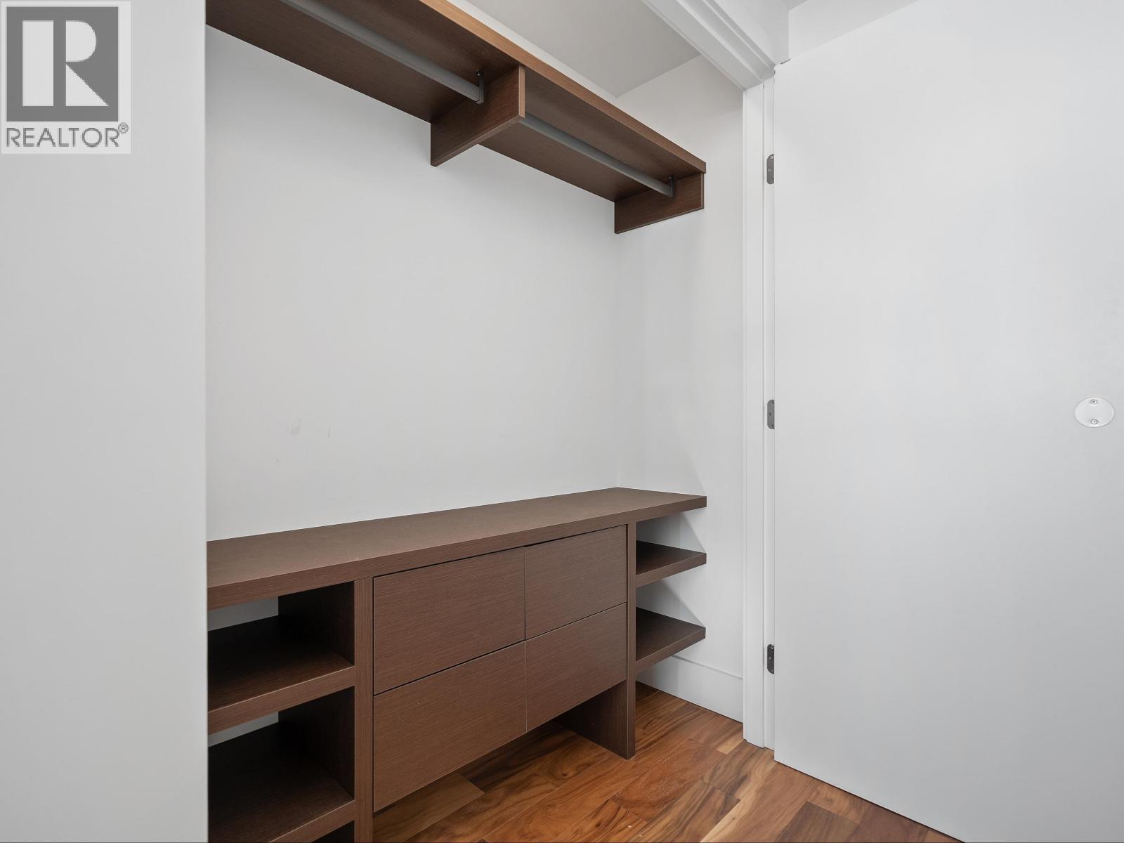 2004 1632 LIONS GATE LANE, North Vancouver