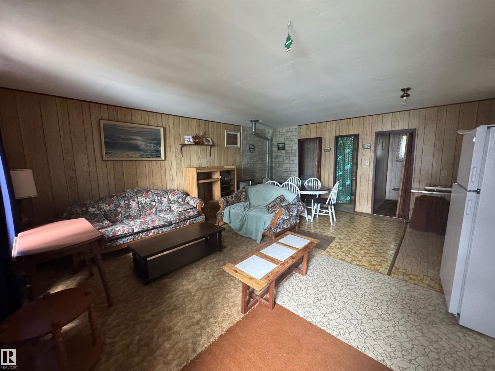 #128 CANARY DRIVE - 10