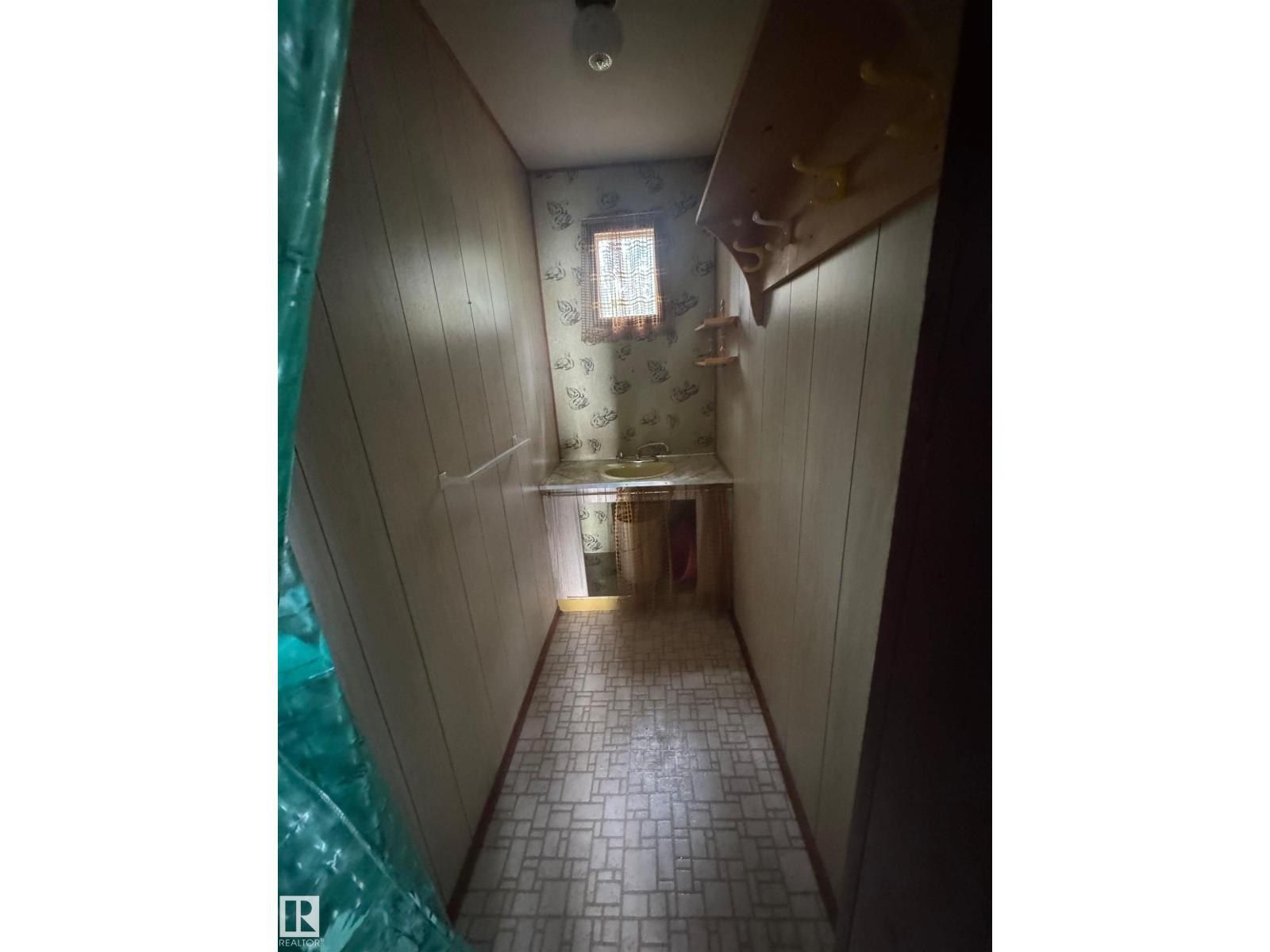 #128 CANARY DRIVE - 13