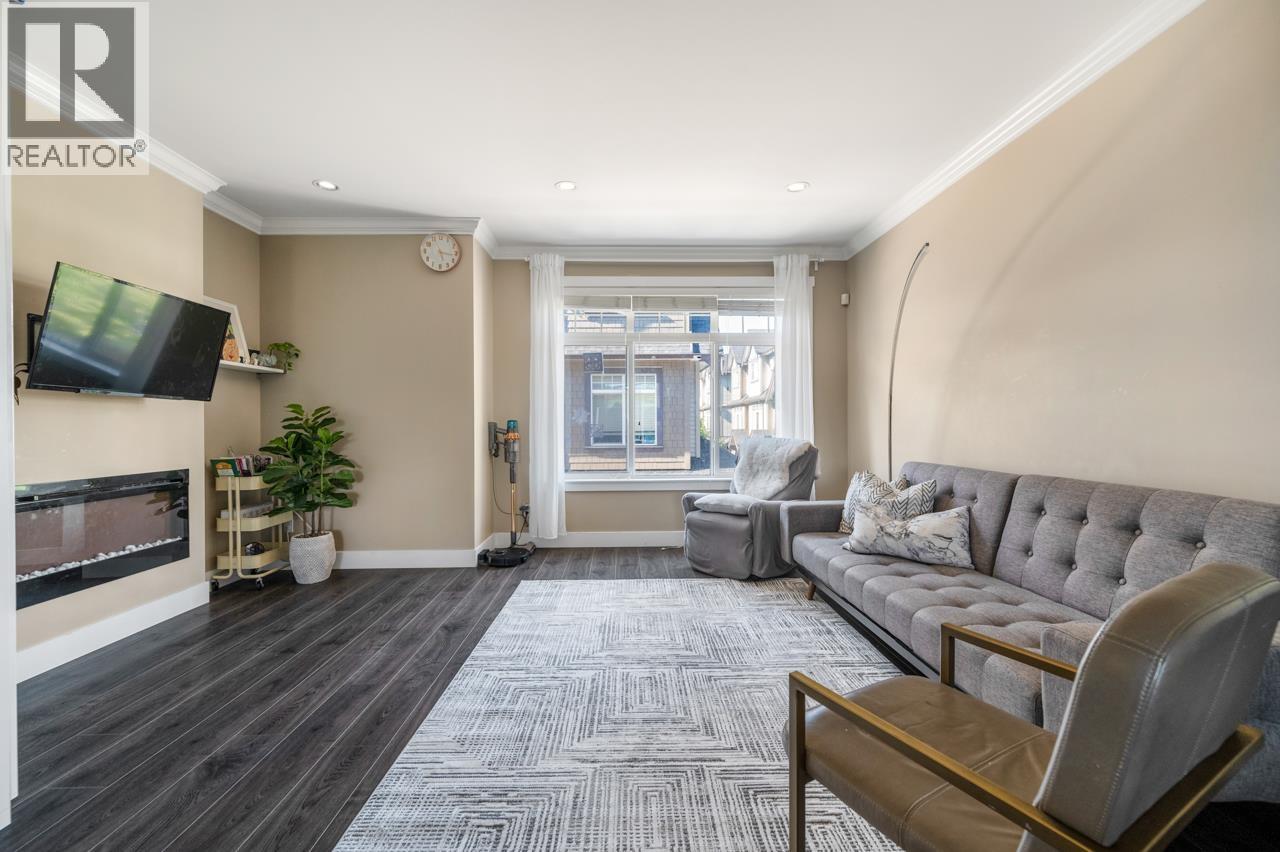 #11-9733 BLUNDELL Road, Richmond