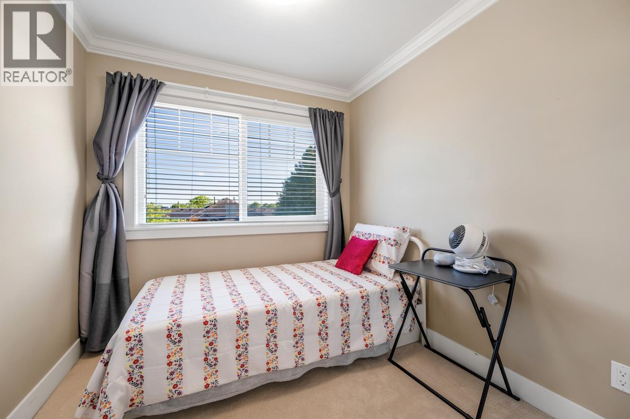 #11-9733 BLUNDELL Road, Richmond