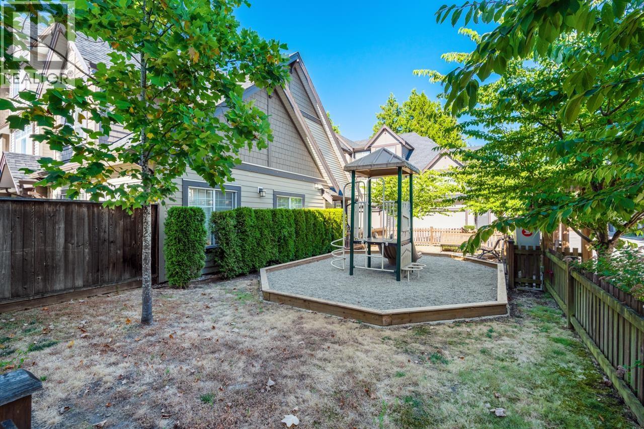 #11-9733 BLUNDELL Road, Richmond