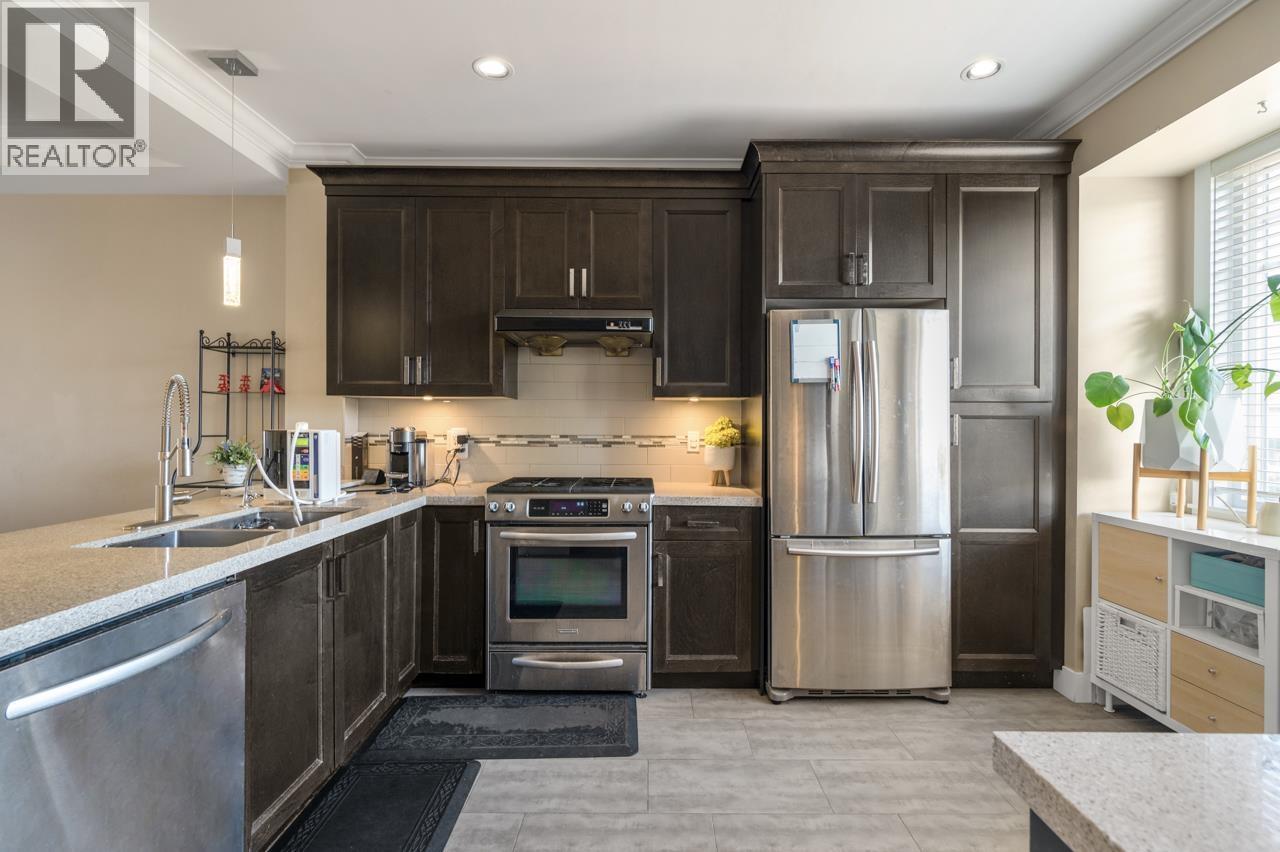 #11-9733 BLUNDELL Road, Richmond