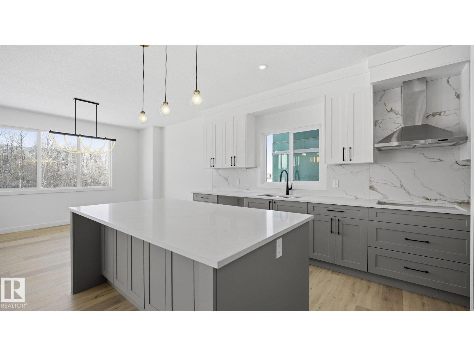 
          45 Norwyck WY
            <br/>
            <span>Spruce Grove</span>
            , 
            <span>AB</span>
             <span>T7X3G5</span>
         - Photo 33