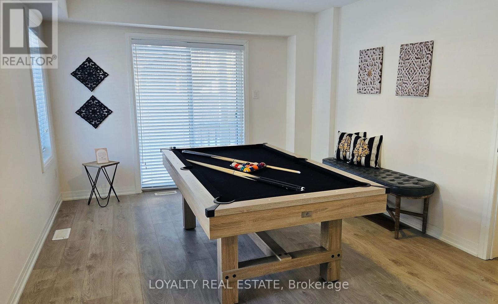 19 AMBEREEN PLACE