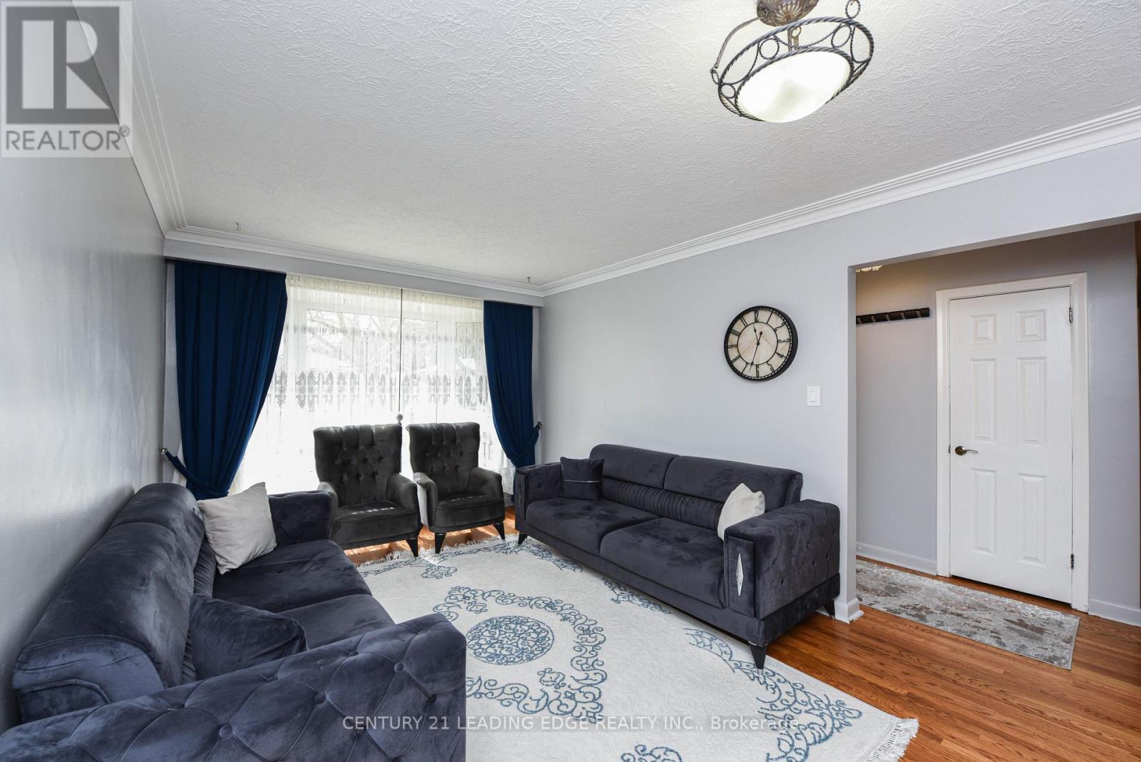 34 PARAGON ROAD - 5