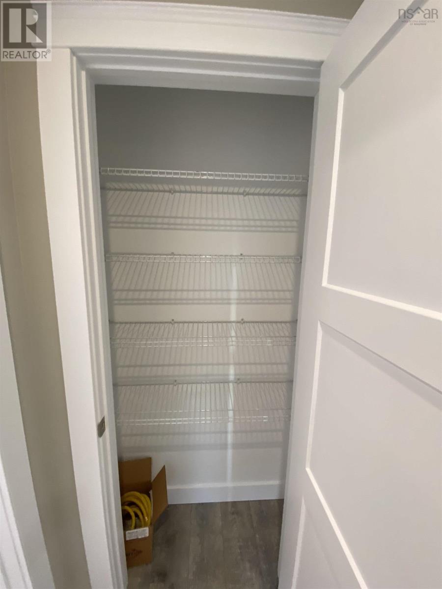 Property 12 of 24 of 38 Rogers Drive